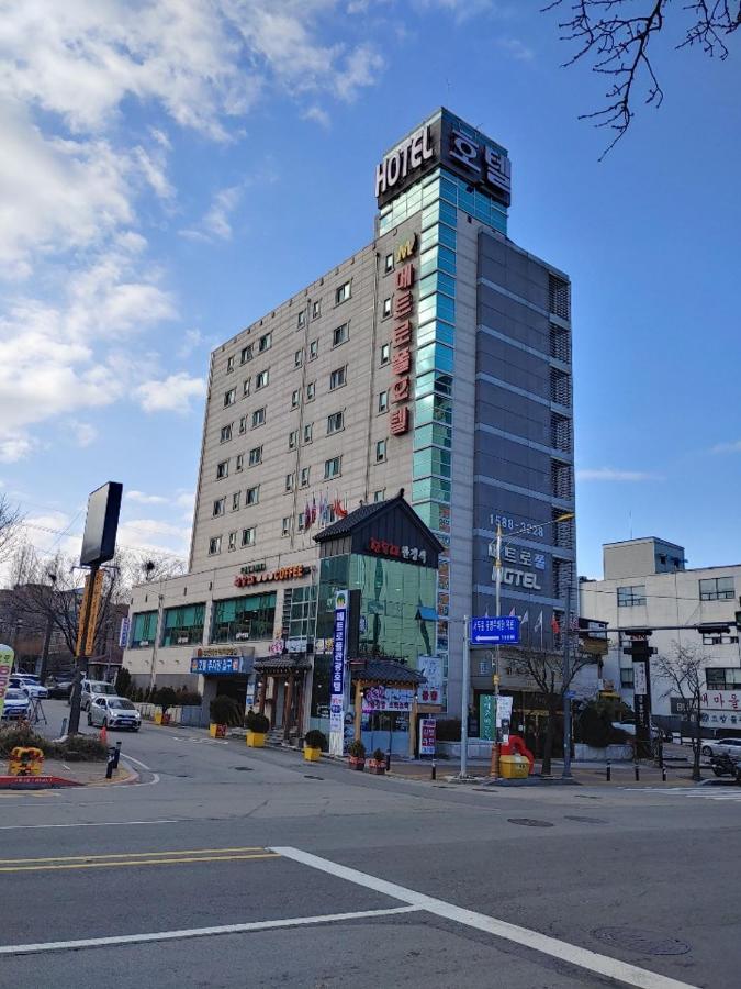 Metro Pol Tourist Hotel Pyeongtaek Exterior photo